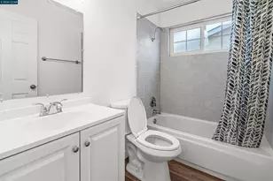 9156 Castlebar Way, Sacramento, CA 95826 - Photo 15