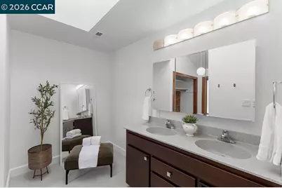 1079 Holly Dr, Walnut Creek, CA 94598 - Photo 15