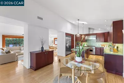 1079 Holly Dr, Walnut Creek, CA 94598 - Photo 9