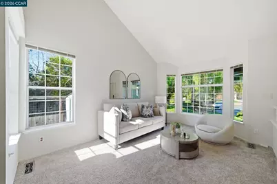 2400 Merion Ct, Fairfield, CA 94534 - Photo 5