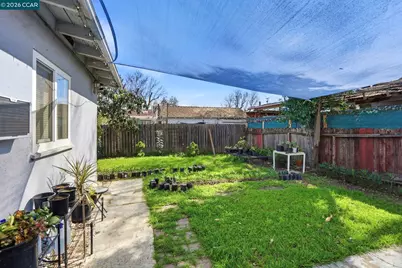 1990 Sunshine Dr, Concord, CA 94520 - Photo 39