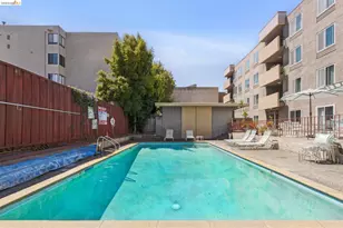 330 Vernon St, Oakland, CA 94610 - Photo 25