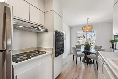 330 Vernon St #301, Oakland, CA 94610 - Photo 15