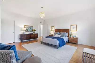 474 Merritt Ave #7, Oakland, CA 94610 - Photo 25