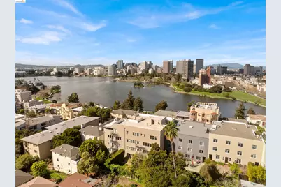 474 Merritt Ave #7, Oakland, CA 94610 - Photo 43