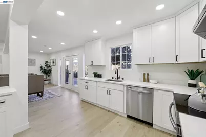 41330 Roberts Ave, Fremont, CA 94538 - Photo 11