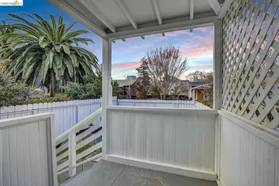 3929 Ruby St, Oakland, CA 94609 - Photo 43