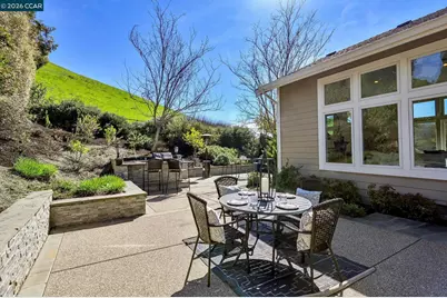 12 Paddock Ct, Pleasant Hill, CA 94523 - Photo 31