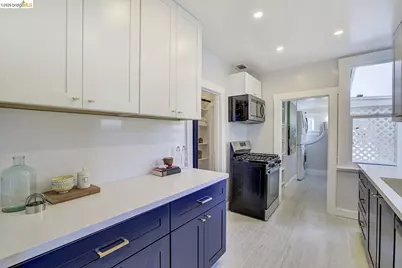 3929 Ruby St, Oakland, CA 94609 - Photo 11