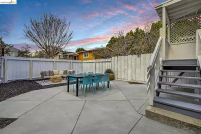 3929 Ruby St, Oakland, CA 94609 - Photo 45
