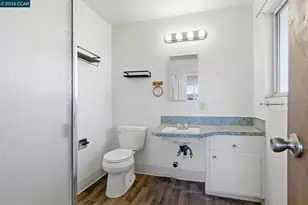 1181 Aspen Dr, Concord, CA 94520 - Photo 11