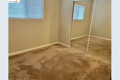 3839 Moonbeam Dr, Sacramento, CA 95827 - Photo 9