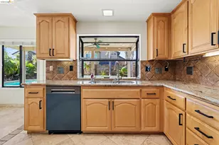 2110 Largo Ct, Discovery Bay, CA 94505 - Photo 19