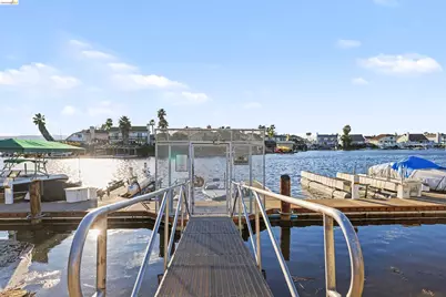 2110 Largo Ct, Discovery Bay, CA 94505 - Photo 7