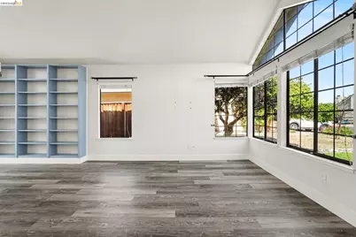2110 Largo Ct, Discovery Bay, CA 94505 - Photo 13