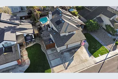 2110 Largo Ct, Discovery Bay, CA 94505 - Photo 7