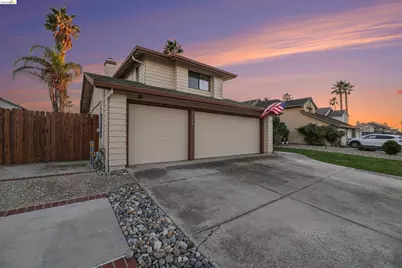 2110 Largo Ct, Discovery Bay, CA 94505 - Photo 9
