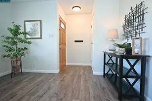 1387 Del Rio Cir, Concord, CA 94518 - Photo 7