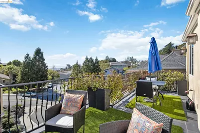 1260 Ariane Ct, Oakland, CA 94619 - Photo 31