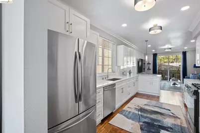 1260 Ariane Ct, Oakland, CA 94619 - Photo 9