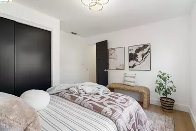 1004 39th St, Oakland, CA 94608 - Photo 11