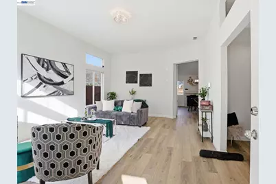 1702 Highland Cir, Fairfield, CA 94534 - Photo 7