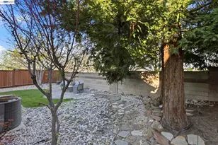 1702 Highland Cir, Fairfield, CA 94534 - Photo 35