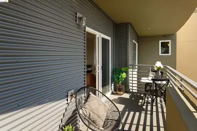 371 30th Street #404, Oakland, CA 94609 - Photo 19