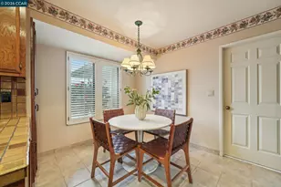 34 Sherwood Ct, Moraga, CA 94556 - Photo 15