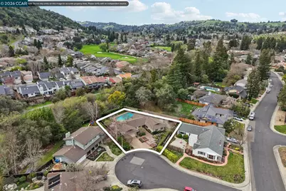 34 Sherwood Ct, Moraga, CA 94556 - Photo 41