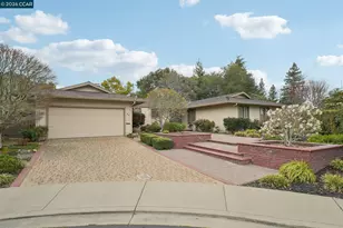34 Sherwood Ct, Moraga, CA 94556 - Photo 1