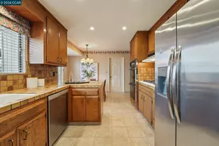 34 Sherwood Ct, Moraga, CA 94556 - Photo 17