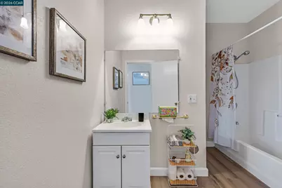 16057 Gramercy Dr, Castro Valley, CA 94578 - Photo 25