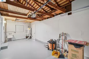 937 Neil Way, Hayward, CA 94545 - Photo 31