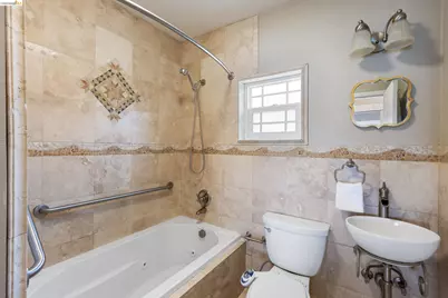 2316 Ransom Ave, Oakland, CA 94601 - Photo 25