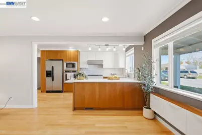 15185 Norton St, San Leandro, CA 94579 - Photo 17