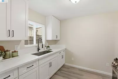 1976 Grand Ave, Sacramento, CA 95838 - Photo 9