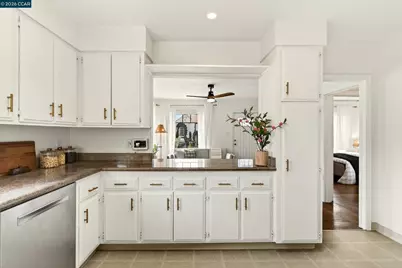 3236 Bona St, Oakland, CA 94601 - Photo 13