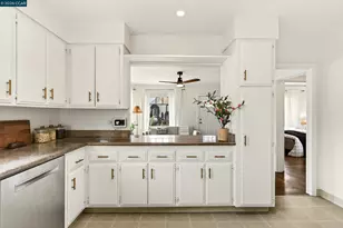 3236 Bona St, Oakland, CA 94601 - Photo 13