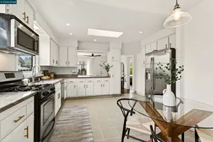 3236 Bona St, Oakland, CA 94601 - Photo 17