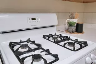 995 Virginia St, Berkeley, CA 94710 - Photo 25