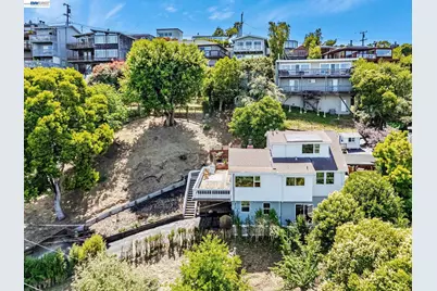 208 Princeton Ave, Mill Valley, CA 94941 - Photo 43