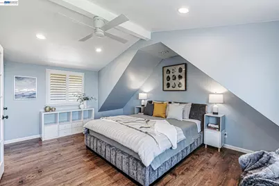 208 Princeton Ave, Mill Valley, CA 94941 - Photo 17