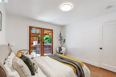 208 Princeton Ave, Mill Valley, CA 94941 - Photo 21