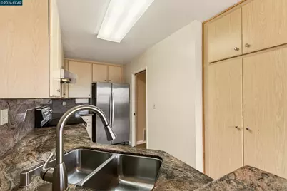 108 Saint Michaels Ct, Daly City, CA 94015 - Photo 15