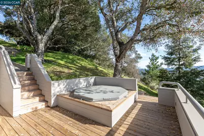 319 Tappan Ter, Orinda, CA 94563 - Photo 45