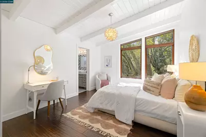 8 Oak Arbor, Orinda, CA 94563 - Photo 19