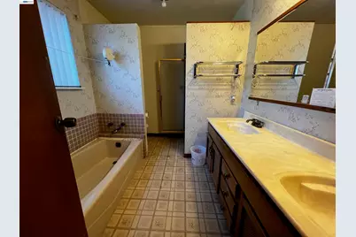 236 Center Ave, Pacheco, CA 94553 - Photo 9