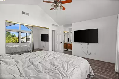 4404 Deerfield Dr, Antioch, CA 94531 - Photo 19