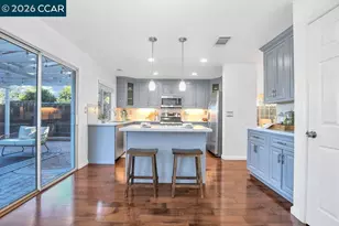 326 Liveoak Ct, Martinez, CA 94553 - Photo 11